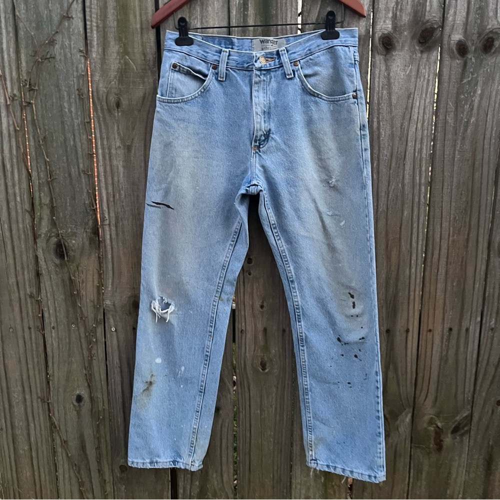 Wrangler Authentics Light Blue Distressed Straight Jeans 100% Cotton W32 L30